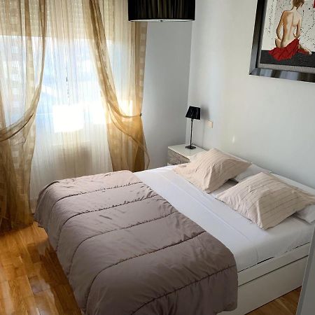 Apto Alma Parking Y Piscina Gratis Zaragoza Ngoại thất bức ảnh
